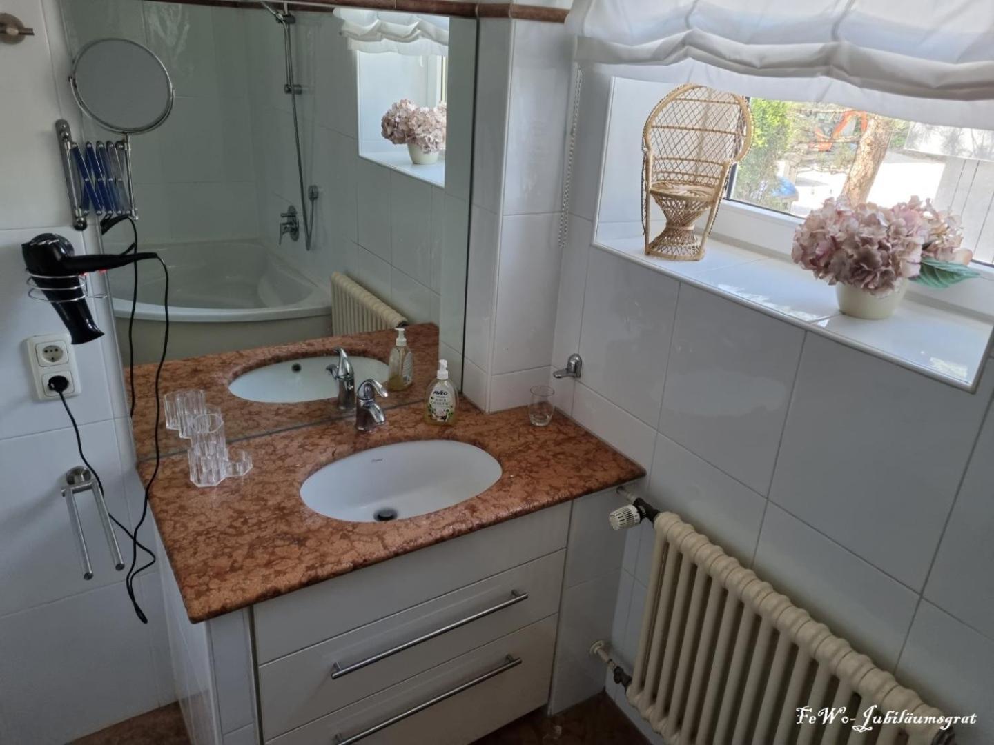 Haus Kreuzeckwiese - Fewo Juebilaumsgrat Гарміш-Партенкірхен Екстер'єр фото